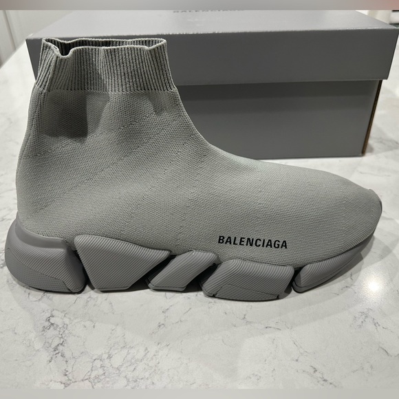 AUTHENTIC BALENCIAGA MEN'S SPEED 2.0 MONOCOLOR SNEAKER IN GREY, SIZE 10 - Picture 6 of 16